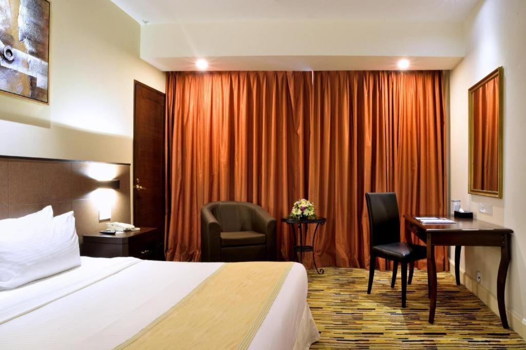 Hotel Royal Penang George Town Eksteriør billede